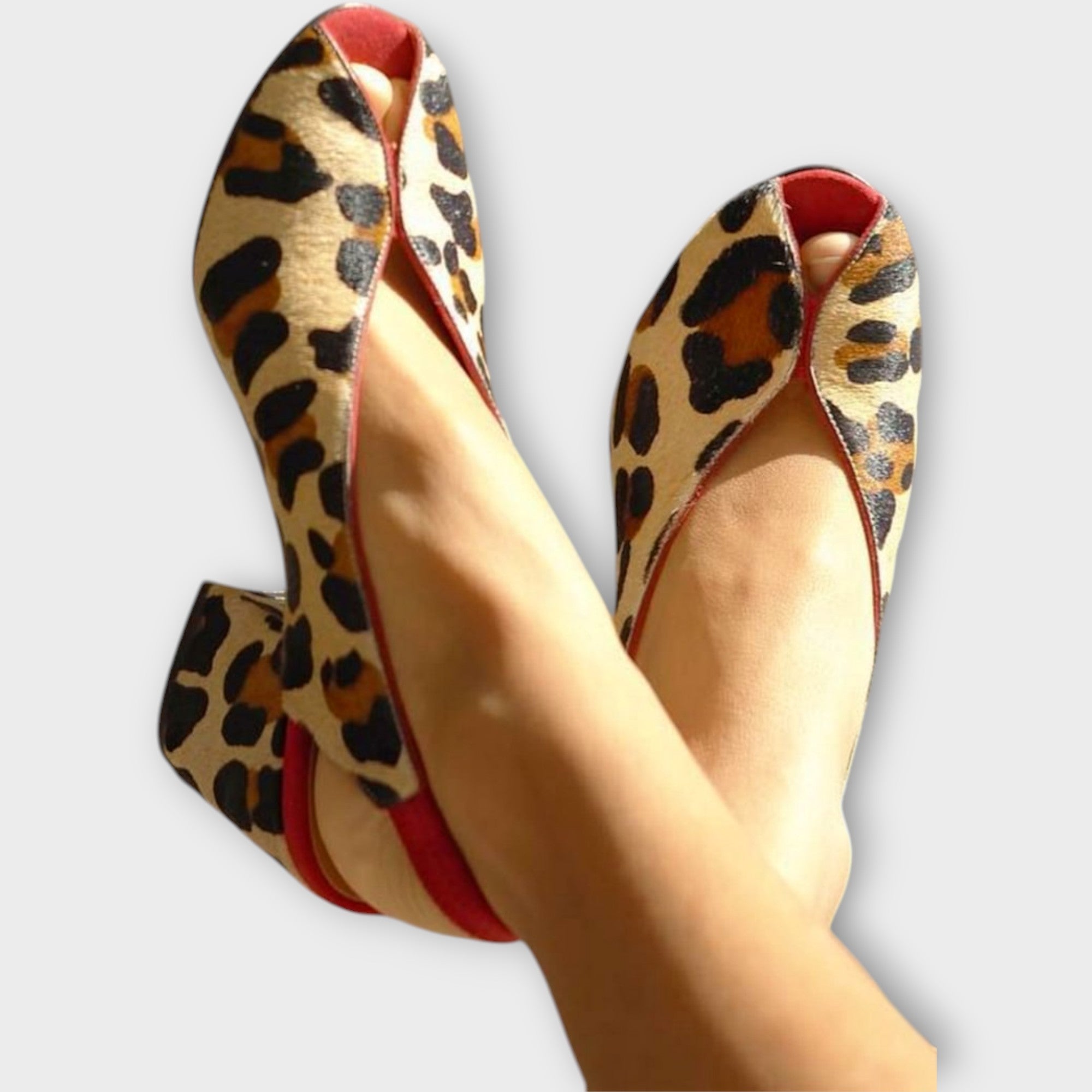Heeled Sandals in Leopard Print Design