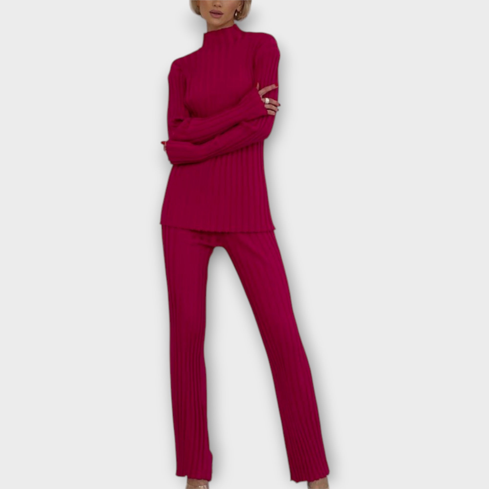 Knitted Set with Modern Line