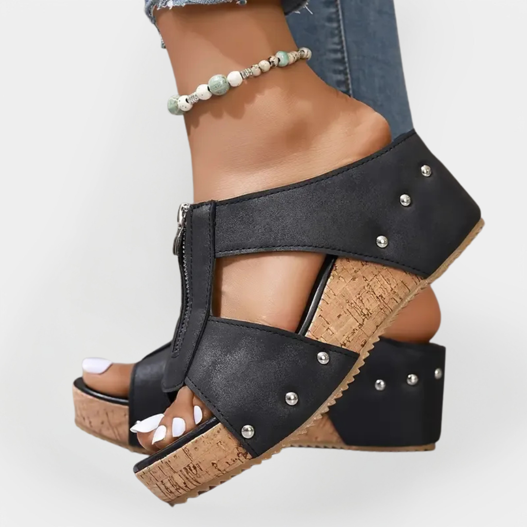 Comfortable Heeled Sandals with Zip