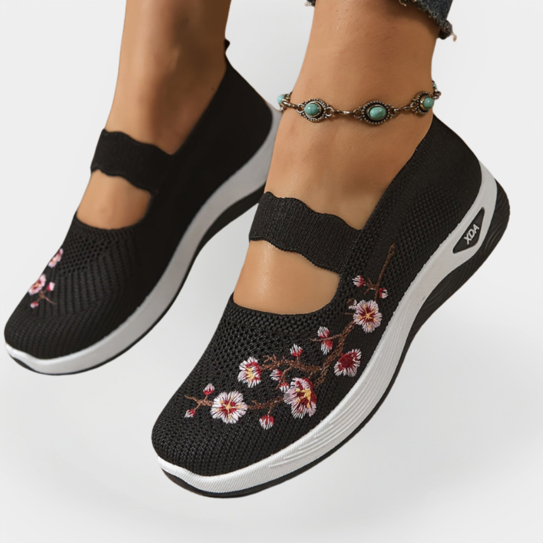 Orthopaedic Shoes with Flower Embroidery