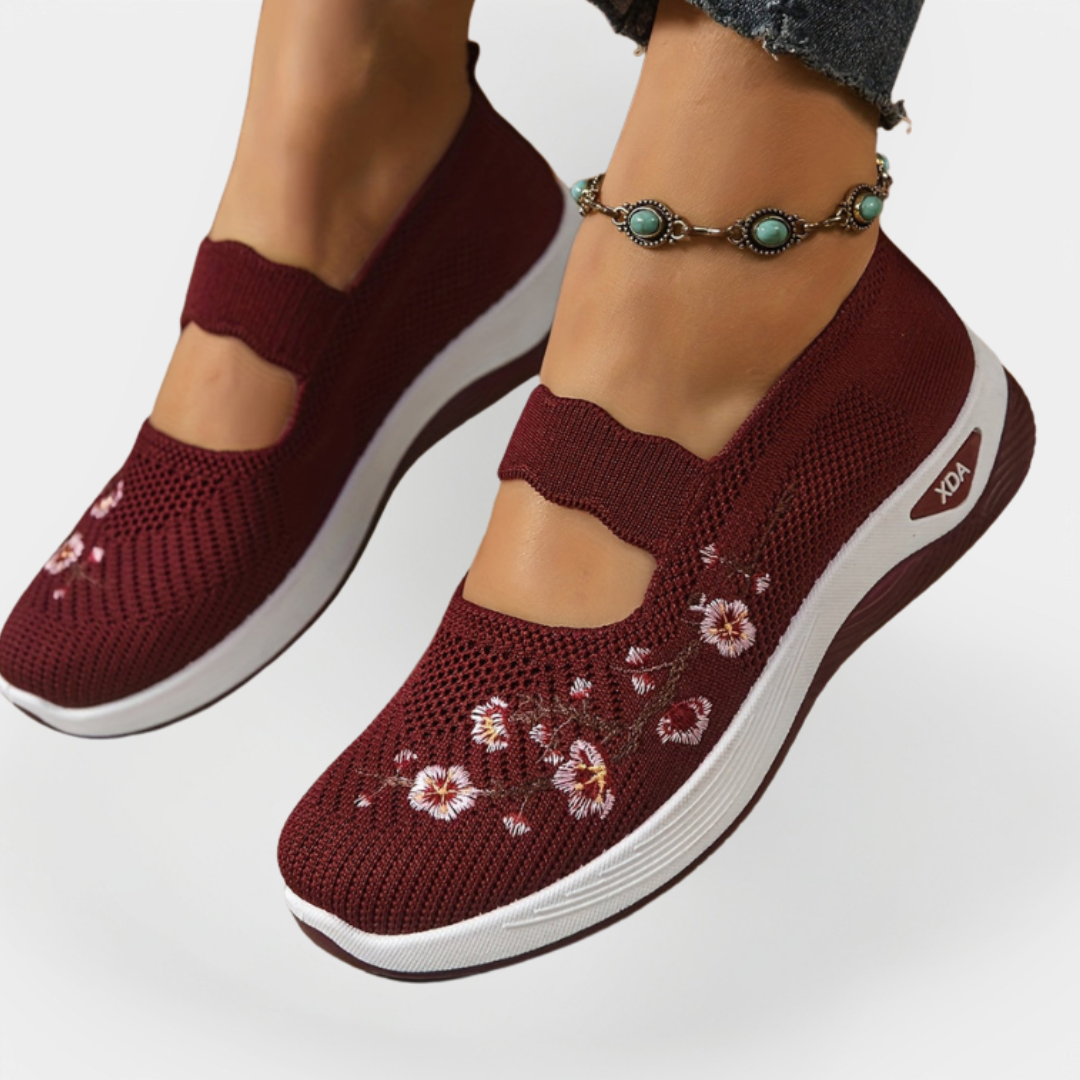 Orthopaedic Shoes with Flower Embroidery