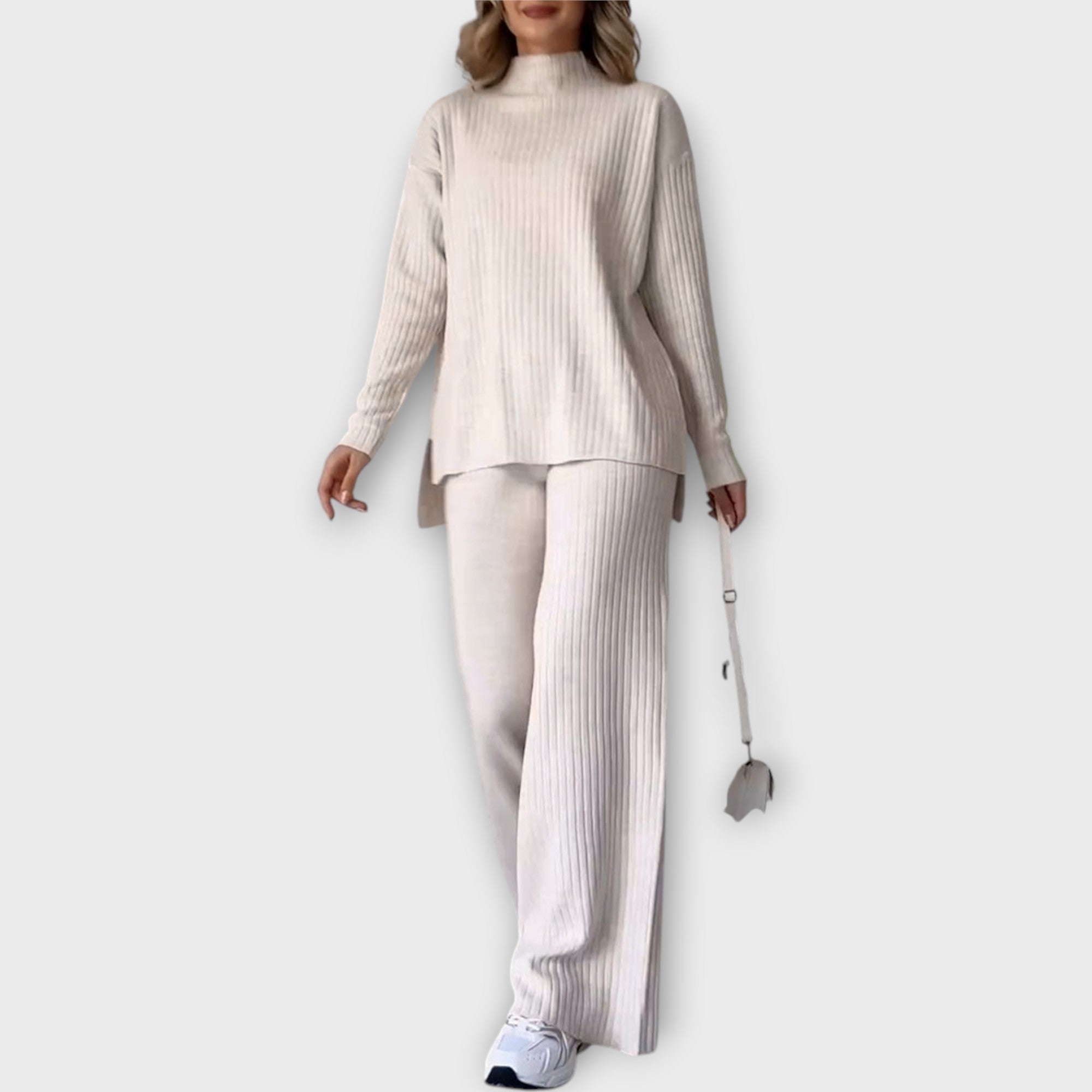 Knitted Set with Comfortable Fit