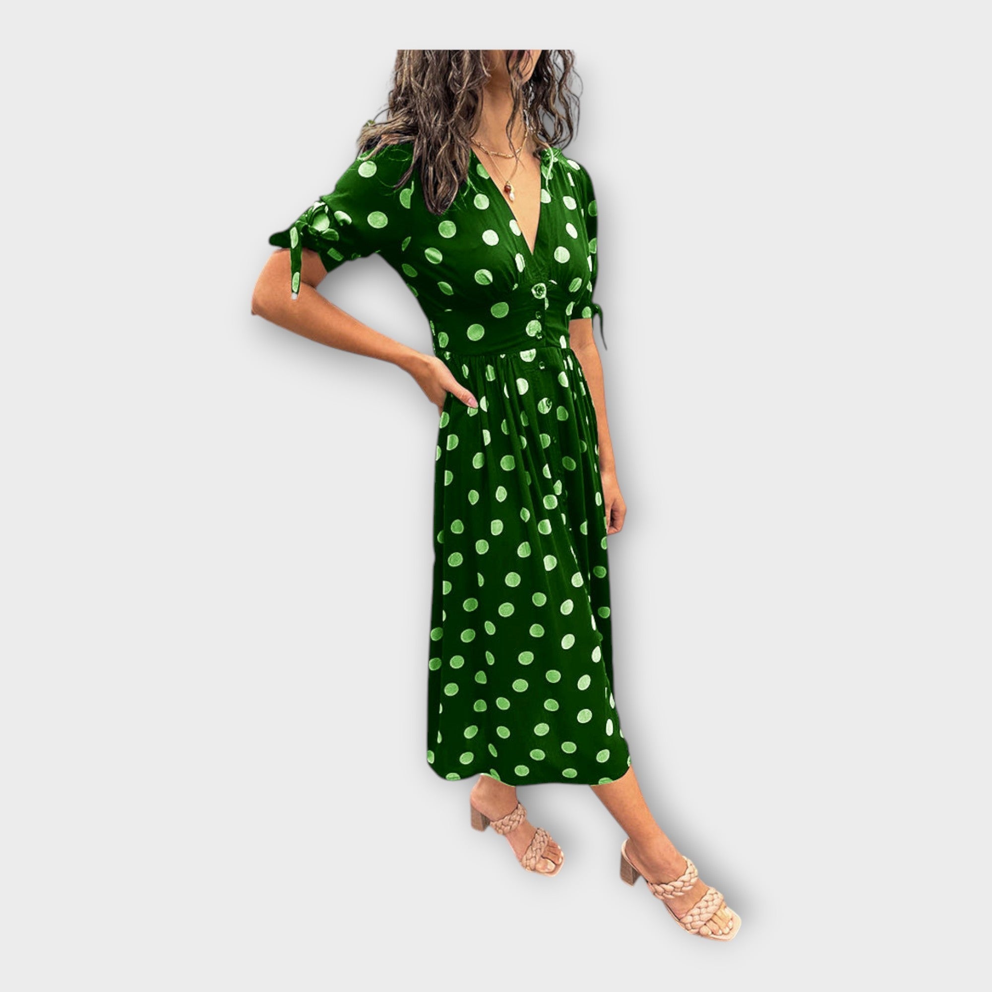 Elegant dress with modern pattern and timeless finesse