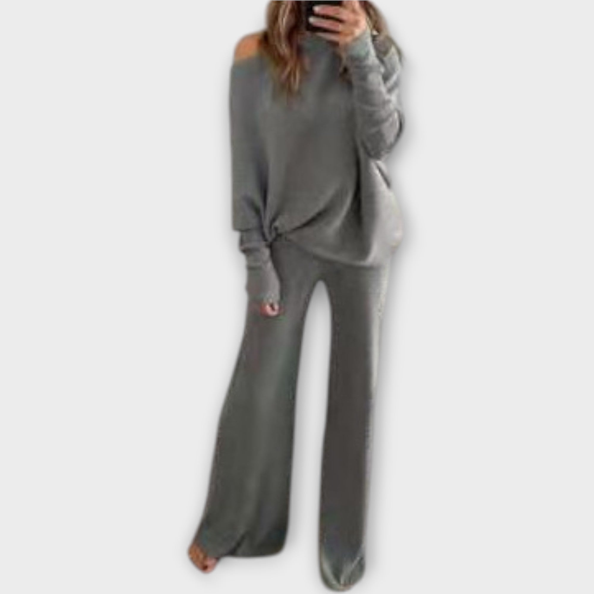 Knitted set with wide trousers and relaxed sweater