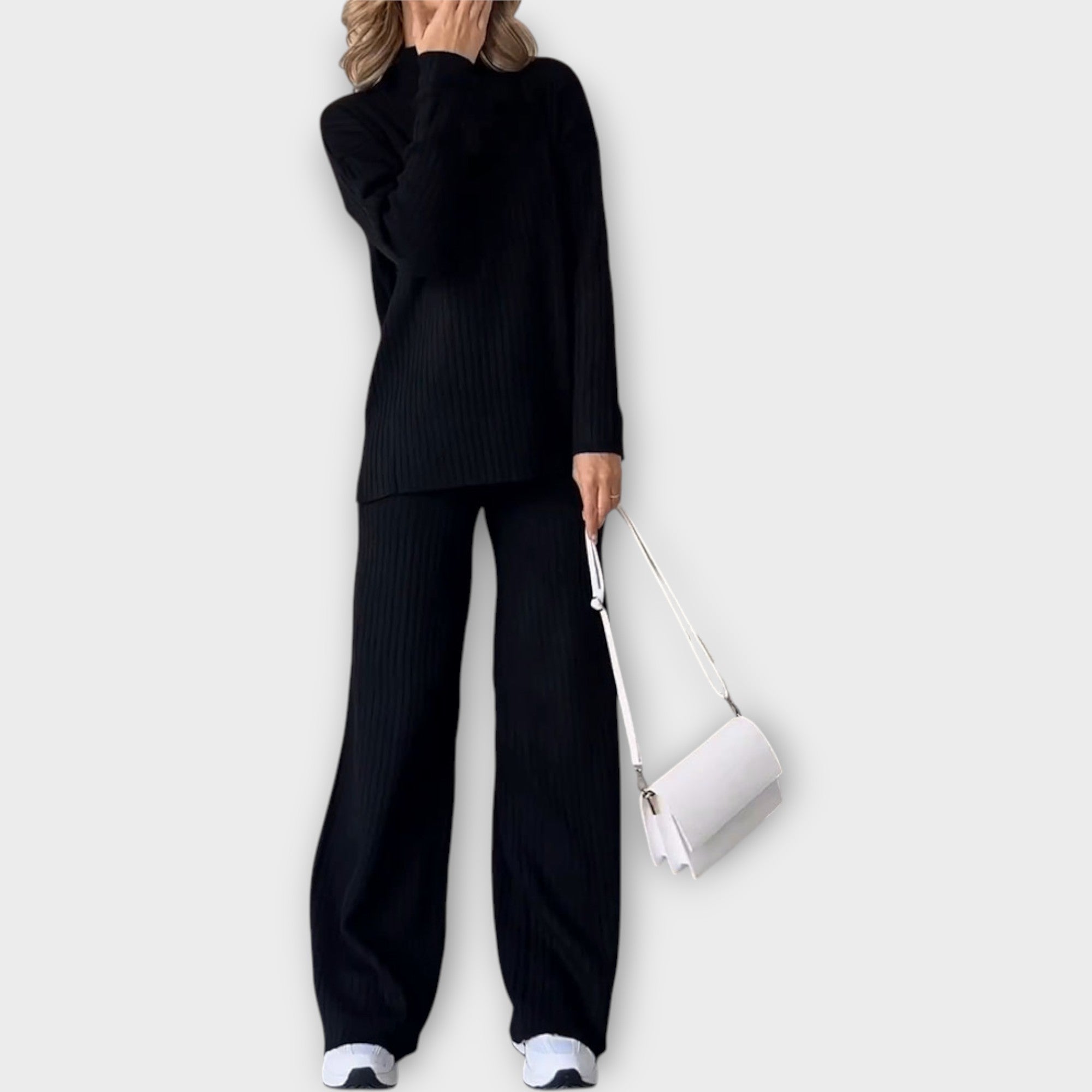 Knitted Set with Comfortable Fit