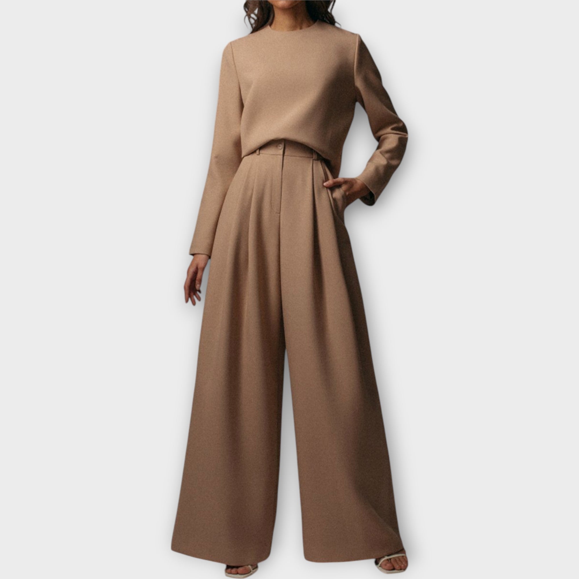 Set with Elegant Simplicity and Timeless Style