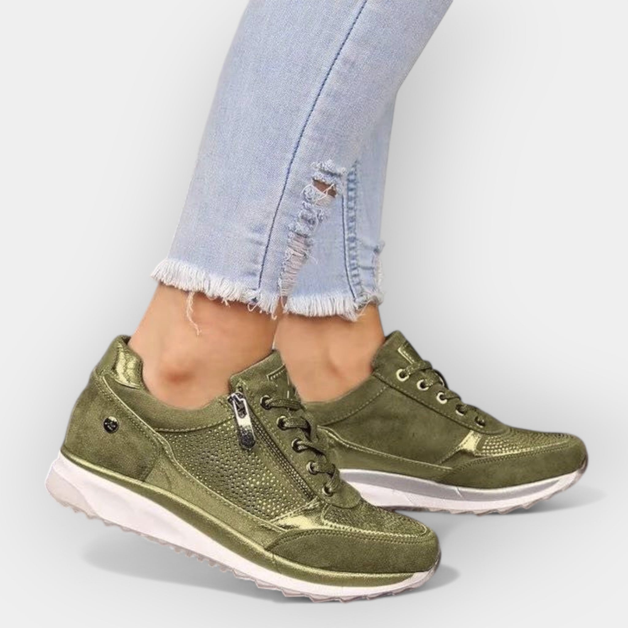 Anatomical Sneakers with Zip Closure