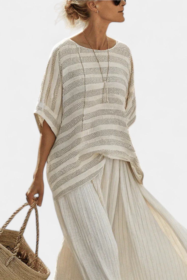 Daisy Bamboo Linen Set with Elegant Striped Top and Flowing Trousers for a Modern and Comfortable Style