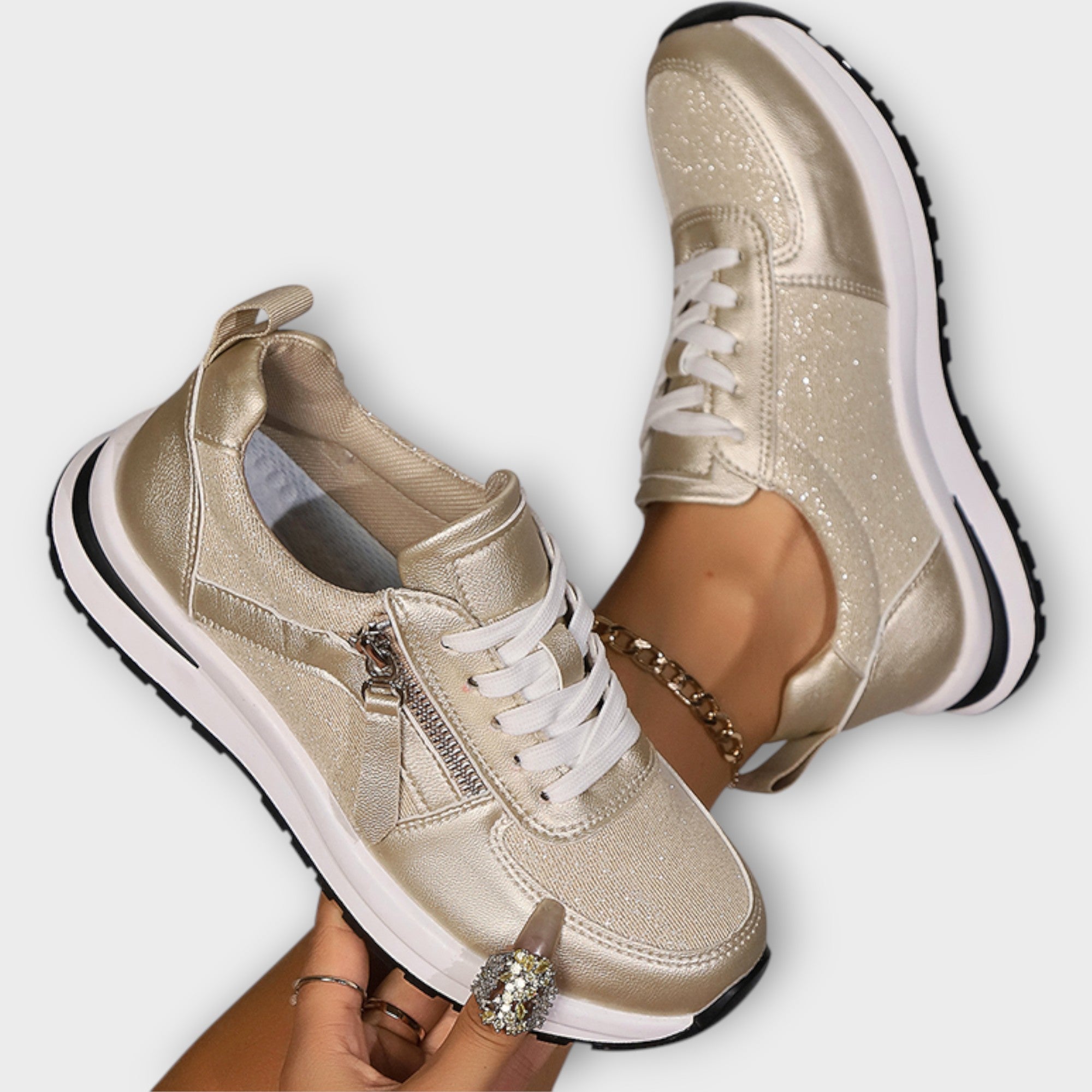 Sports Shoes with Comfort and Timeless Style