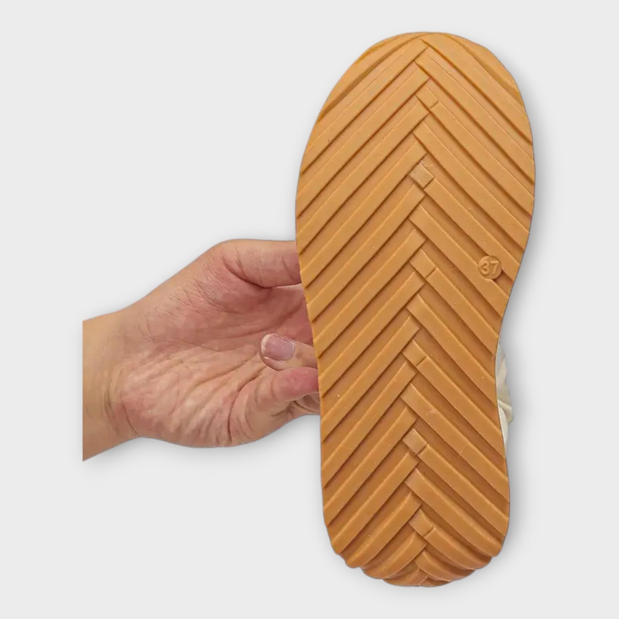 Elegant Sports Shoes with Timeless Style