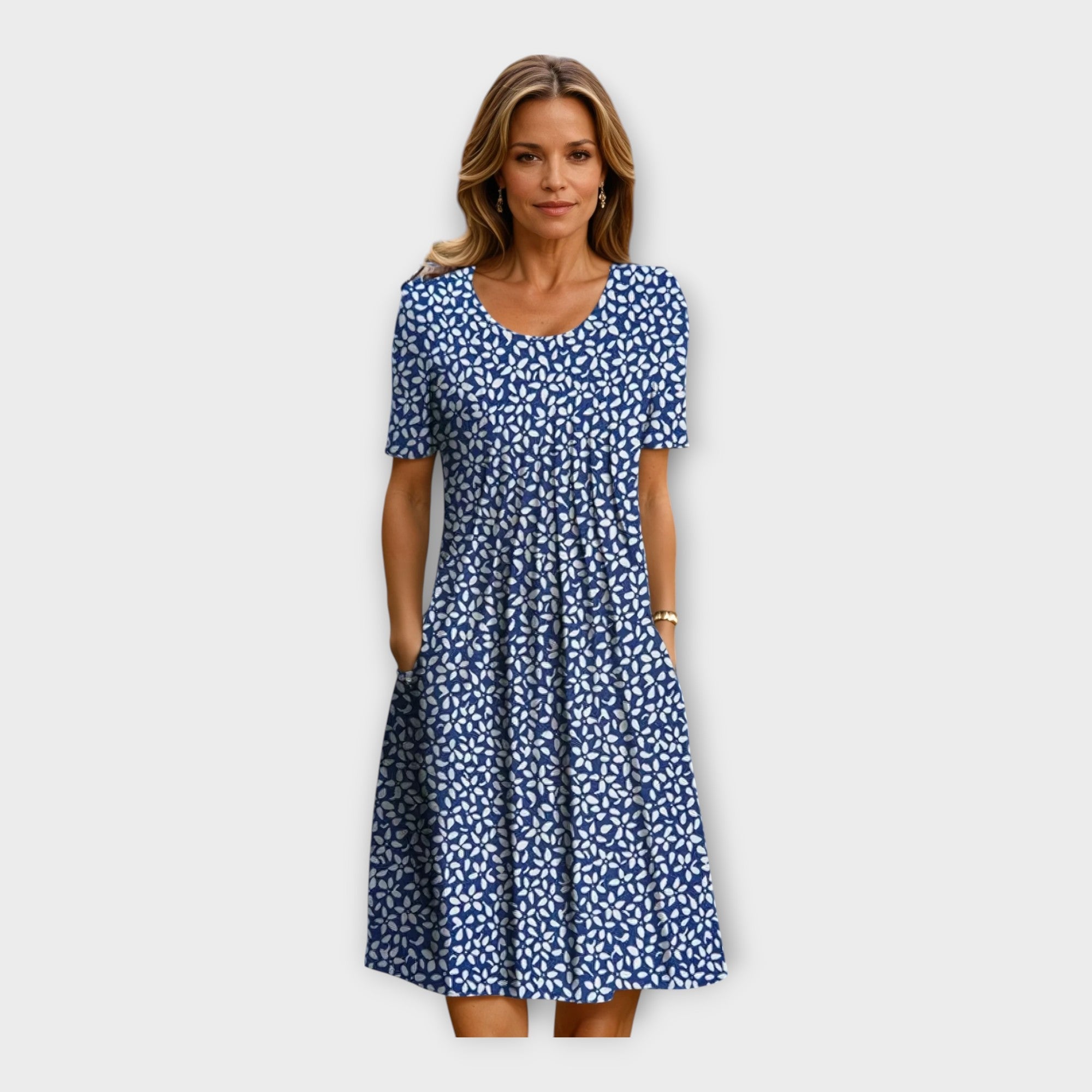 Dress with Floral Pattern and Short Sleeves