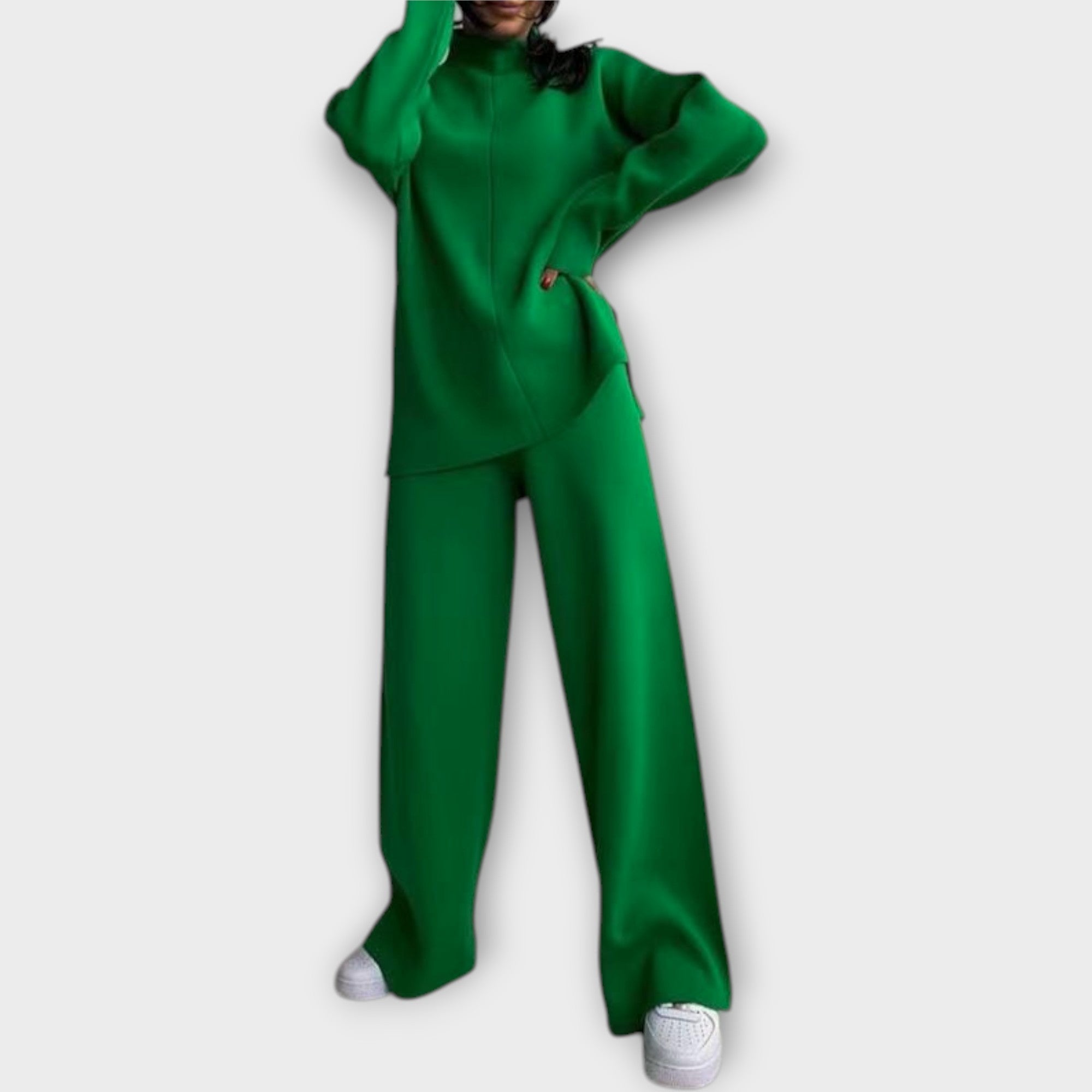 Set with Relaxed Fit and Minimal Aesthetic