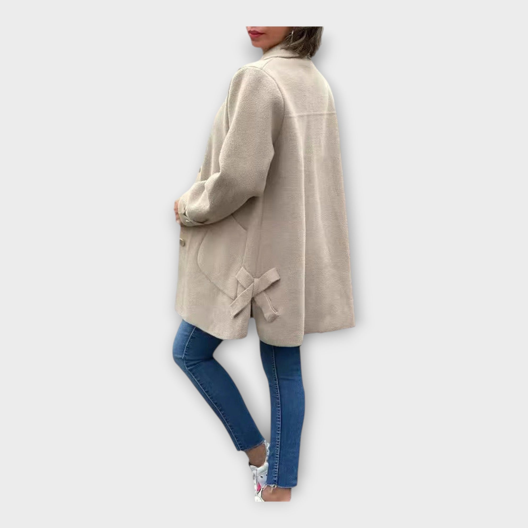 Long Coat with Classic Line and Buttons