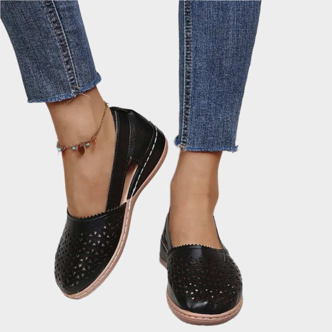 Anatomical Ballet Flats with Cut-Outs and Strap