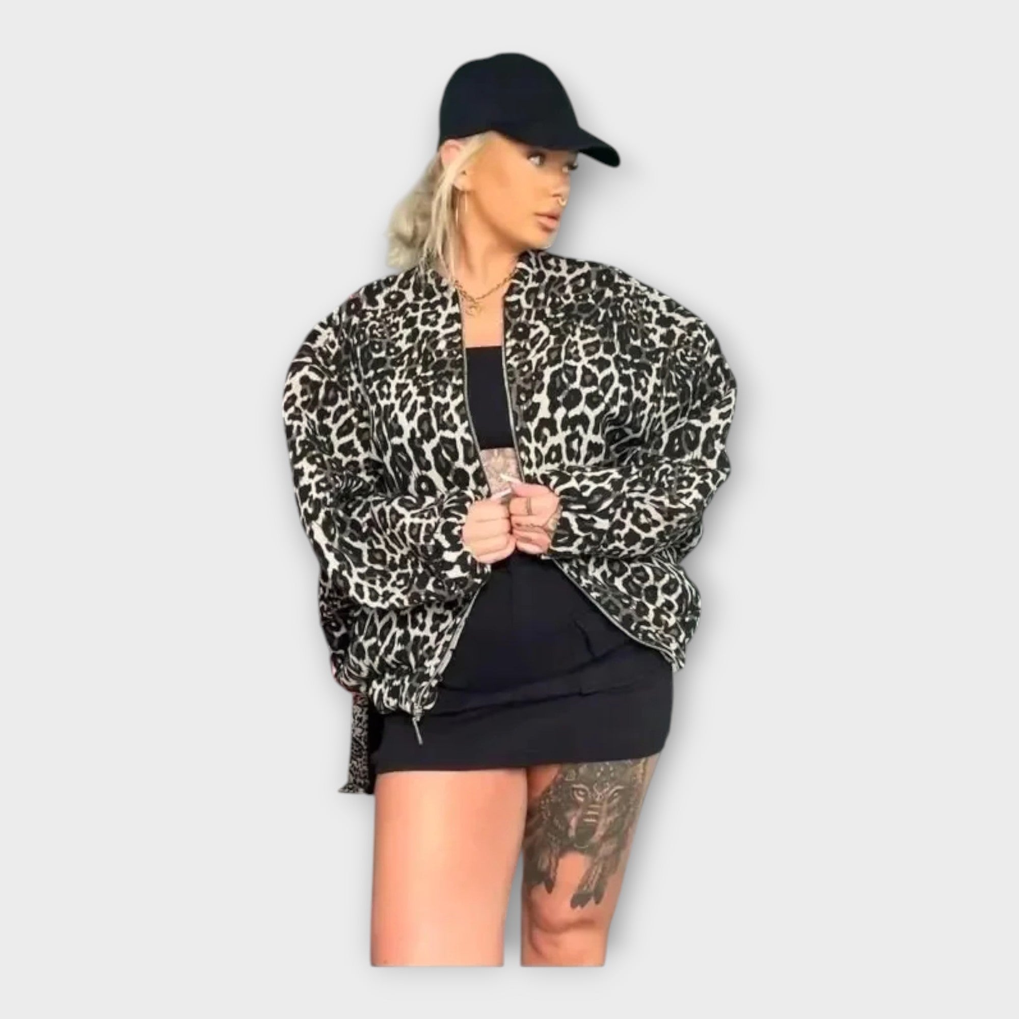 Elegant Blazer with Design