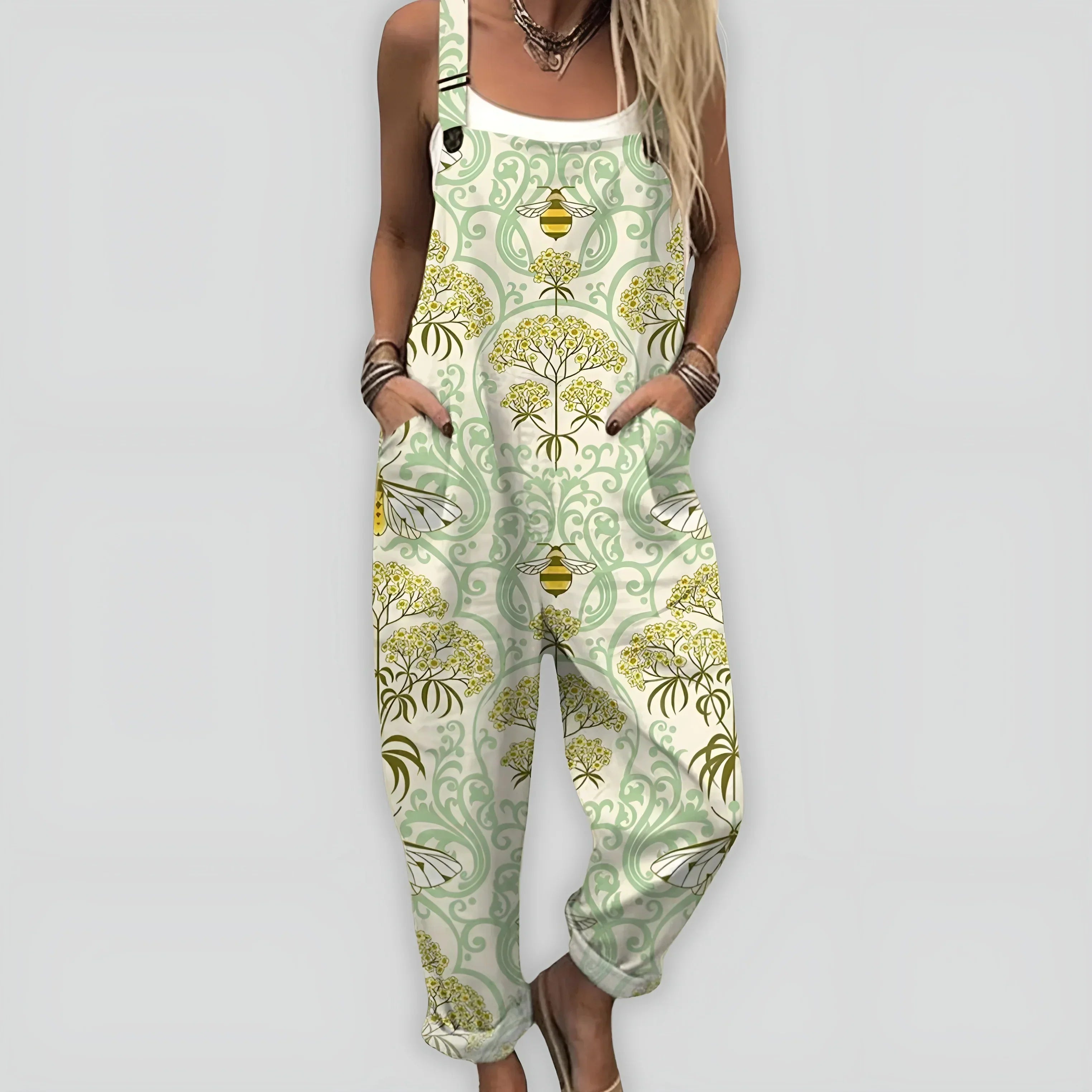 Comfortable and Stylish Overall Jumpsuit with Relaxed Fit