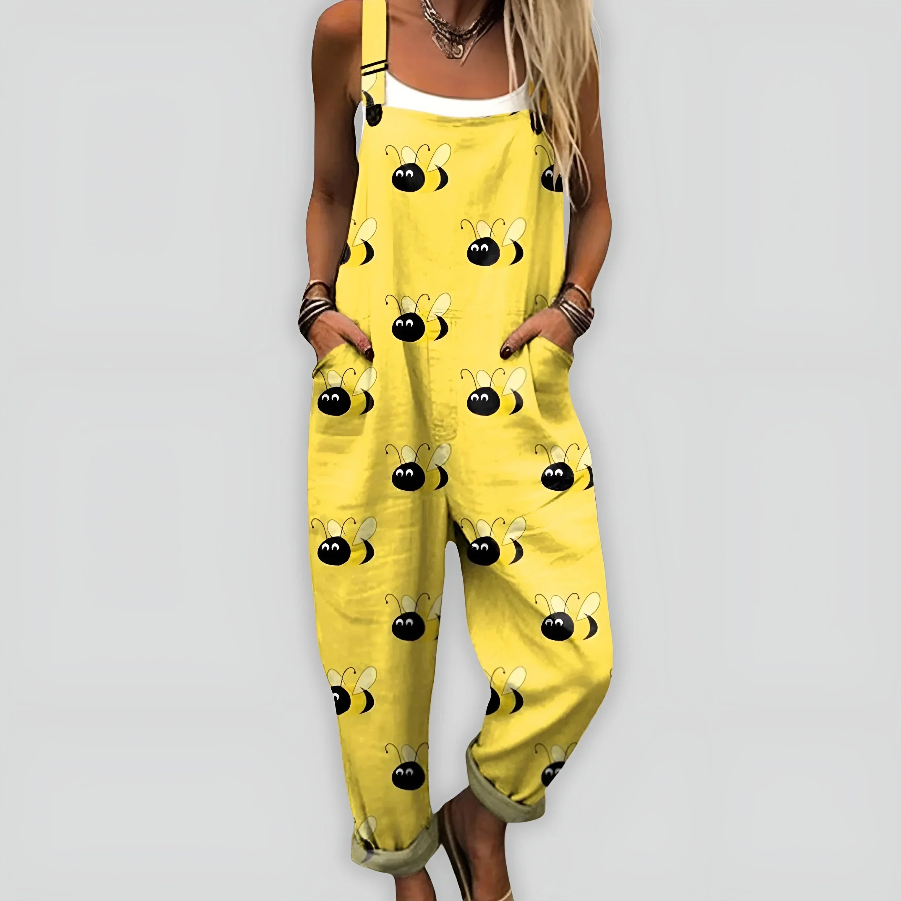 Comfortable and Stylish Overall Jumpsuit with Relaxed Fit