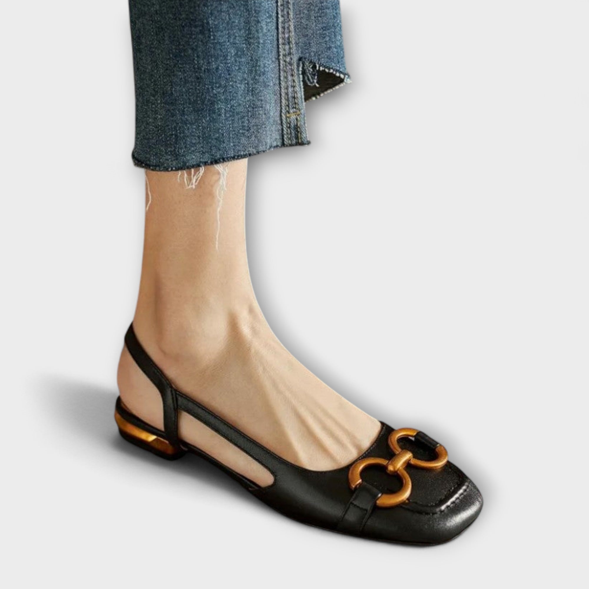 Sandals with Buckle