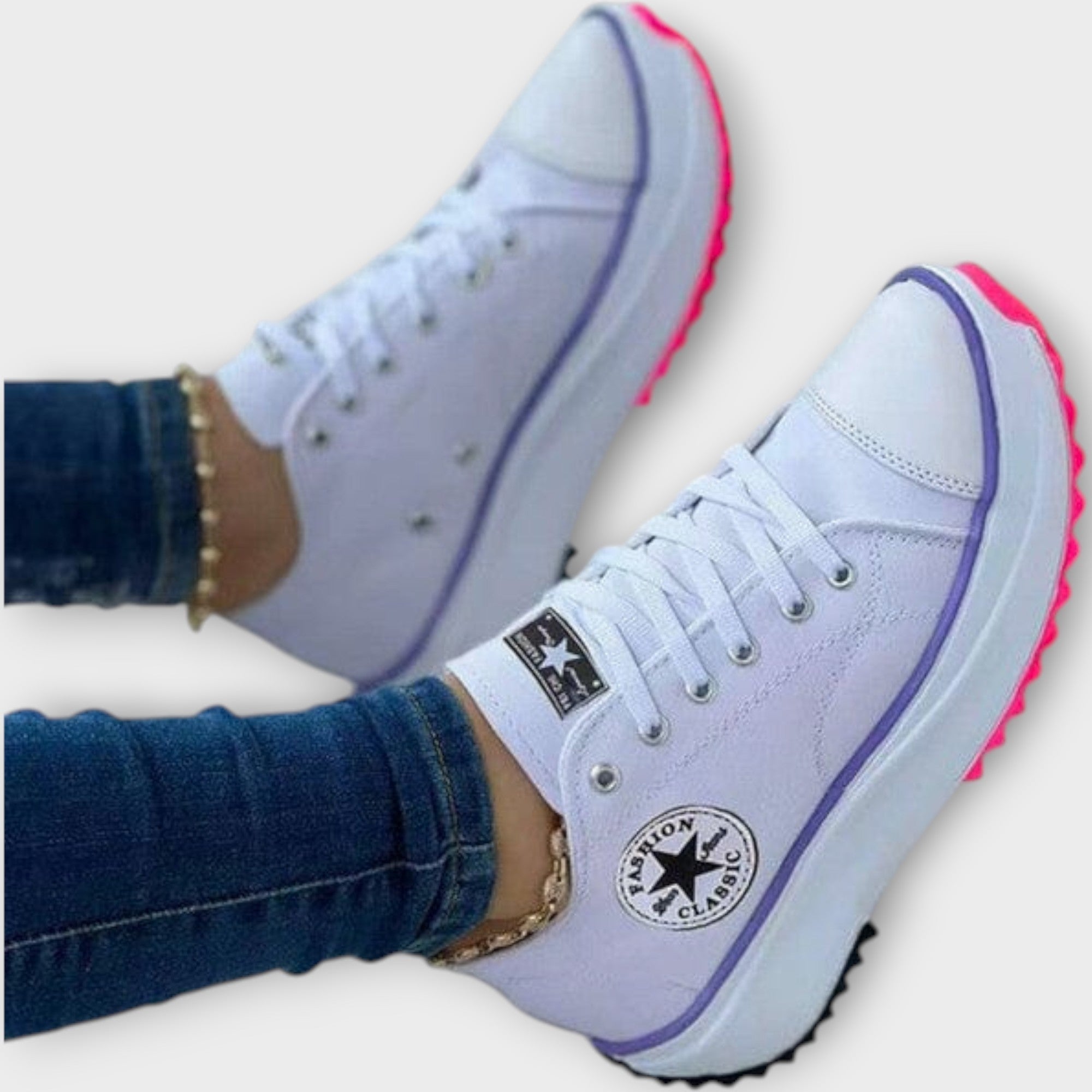 Elegant Sneakers with Modern Design