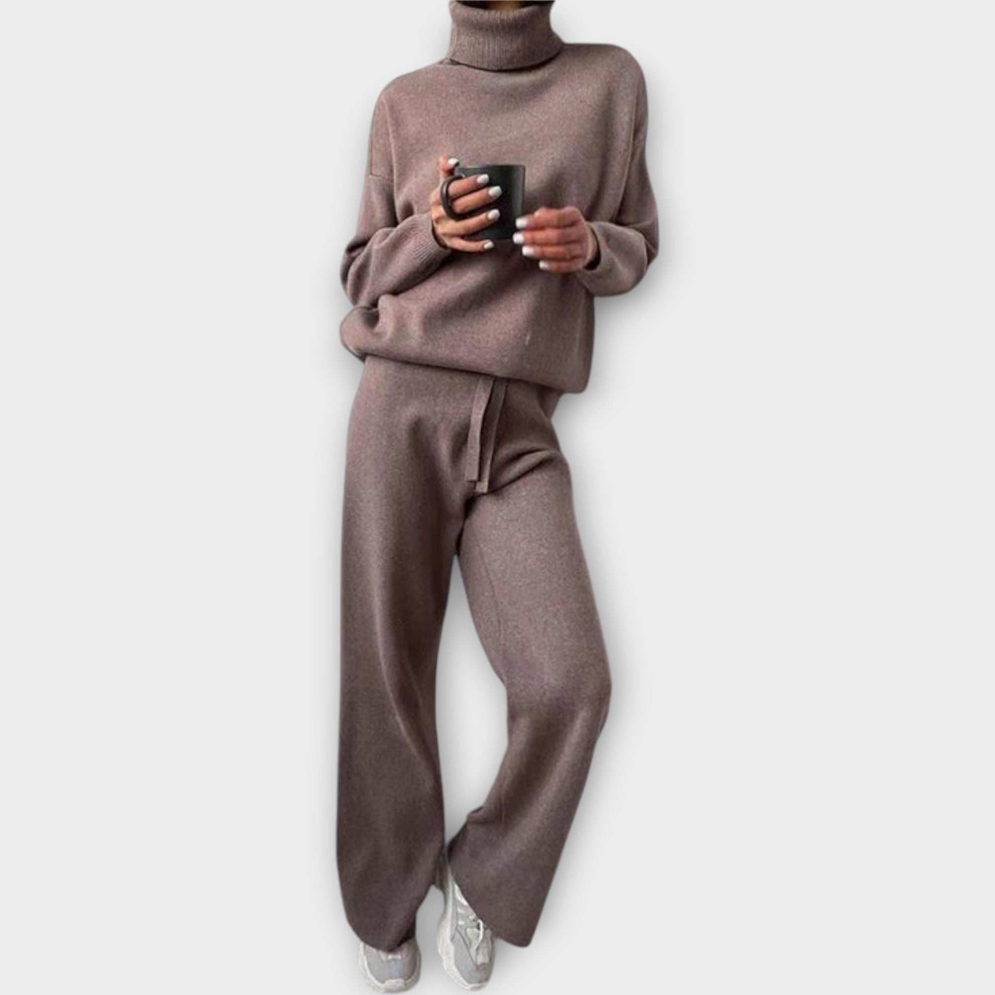 Set with Turtleneck and Relaxed Fit