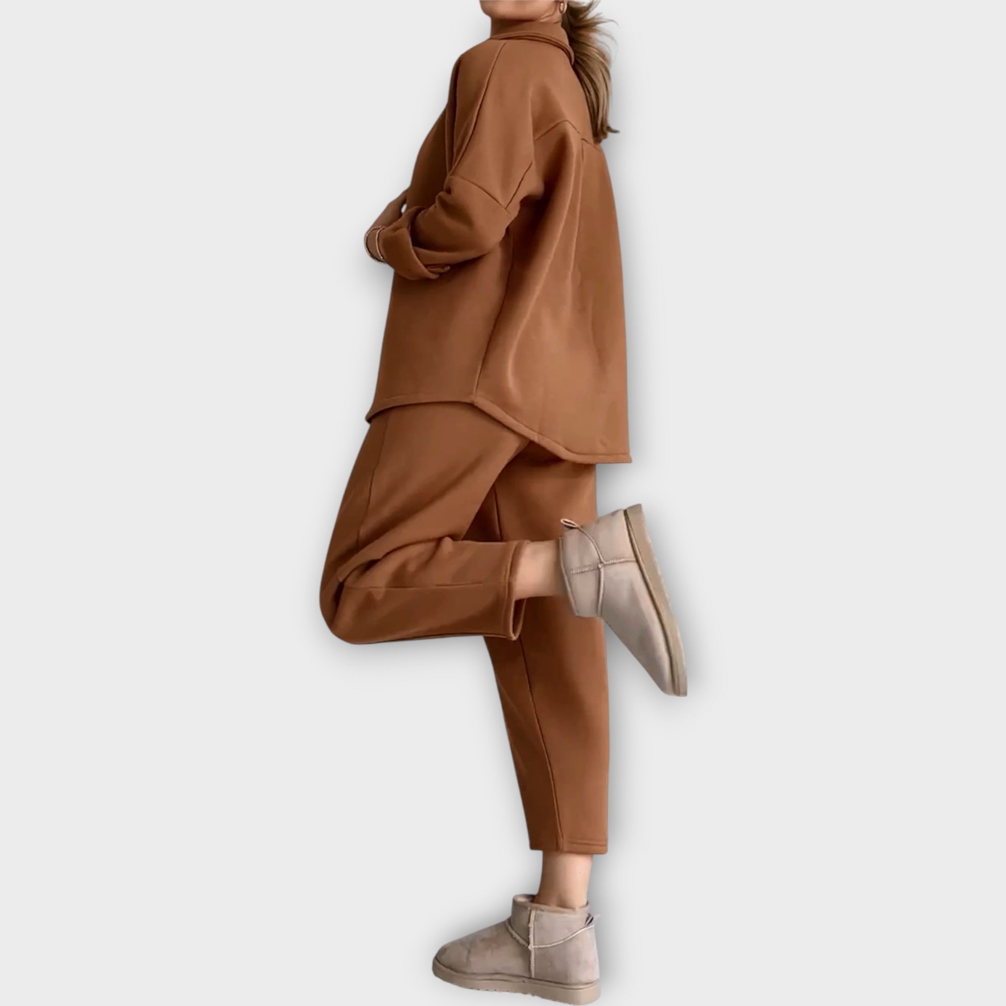 Button Set with Elegant Line