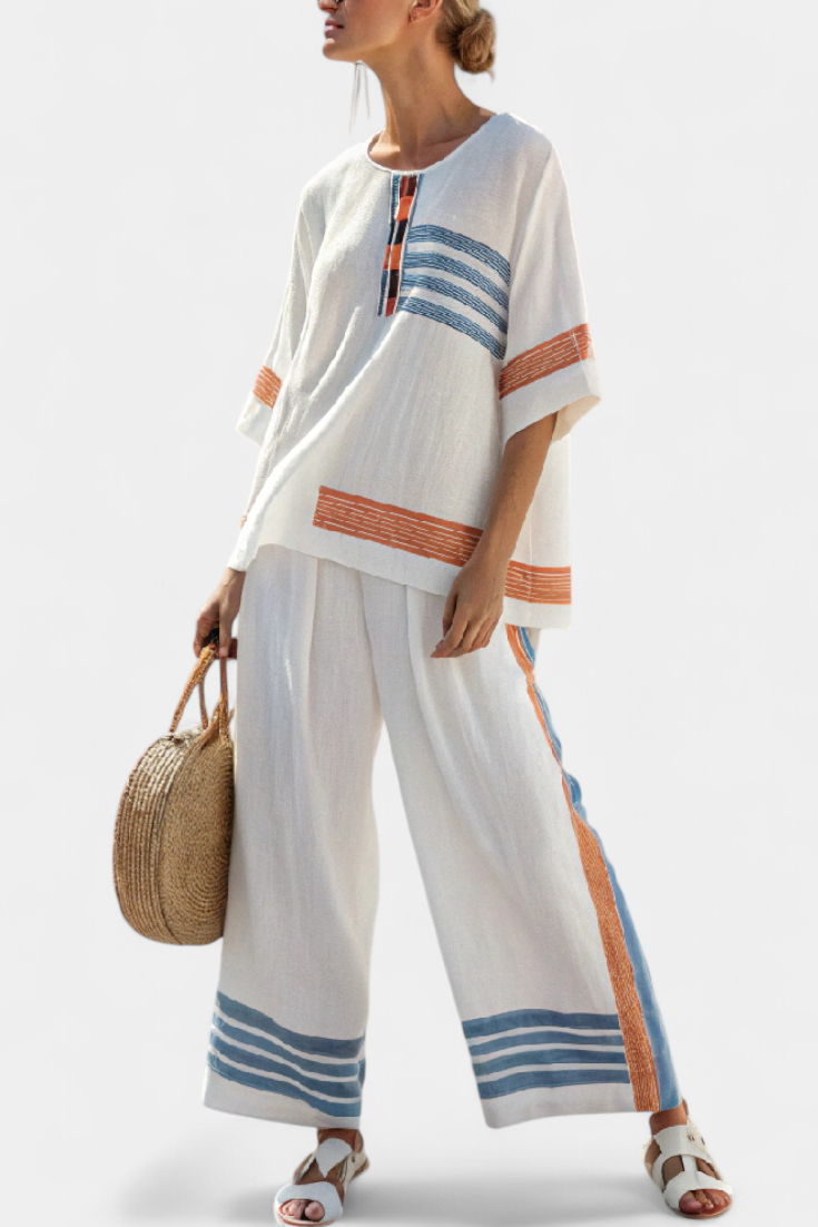 Daisy Ethnic Set in White with Blue and Orange Details – Unique and Vibrant Style