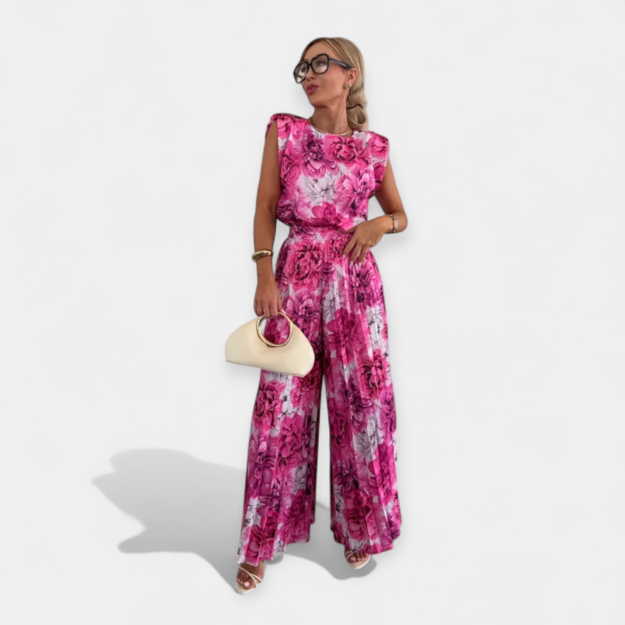 Summer Fashion Set with Top and Trousers